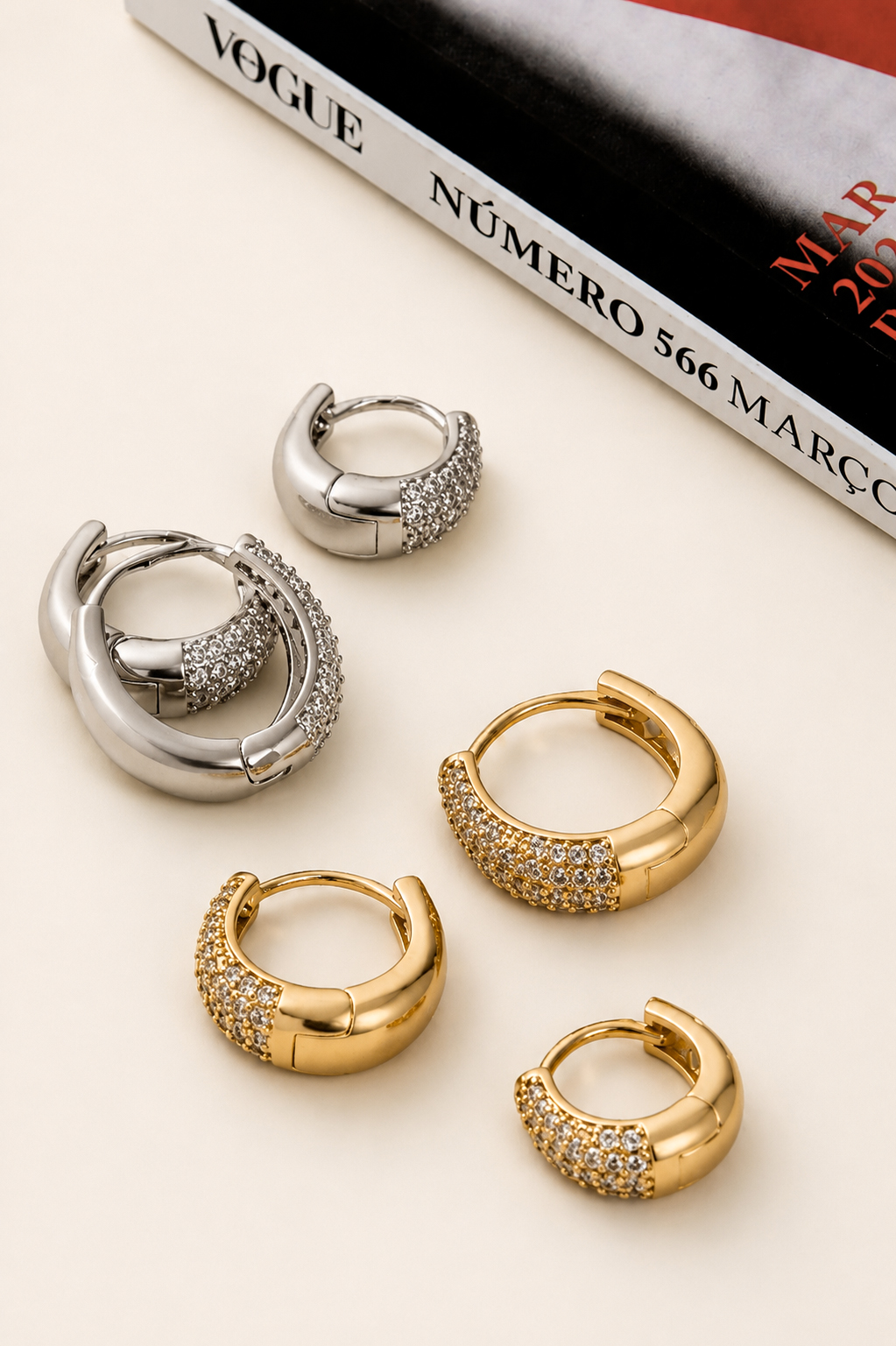 BRINCO TRIO ARGOLA MICRO ZIRCONIA DOURADO